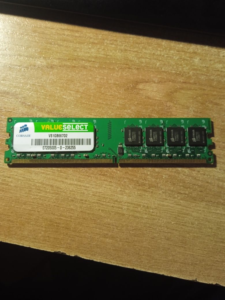 Оперативная память Corsair 1ГБ DDR2