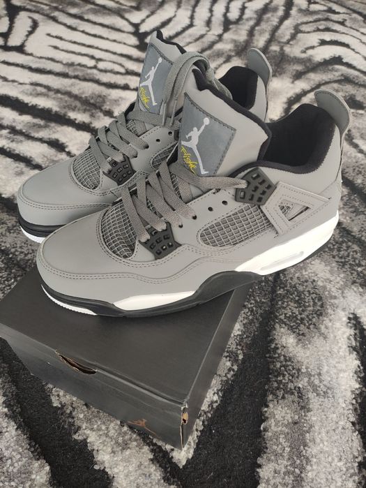 Nike Jordan 4 Retro cool Grey