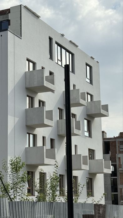 ПРОДАЖ 1-2 кім вул П Орлика (Фемілі Хаус )