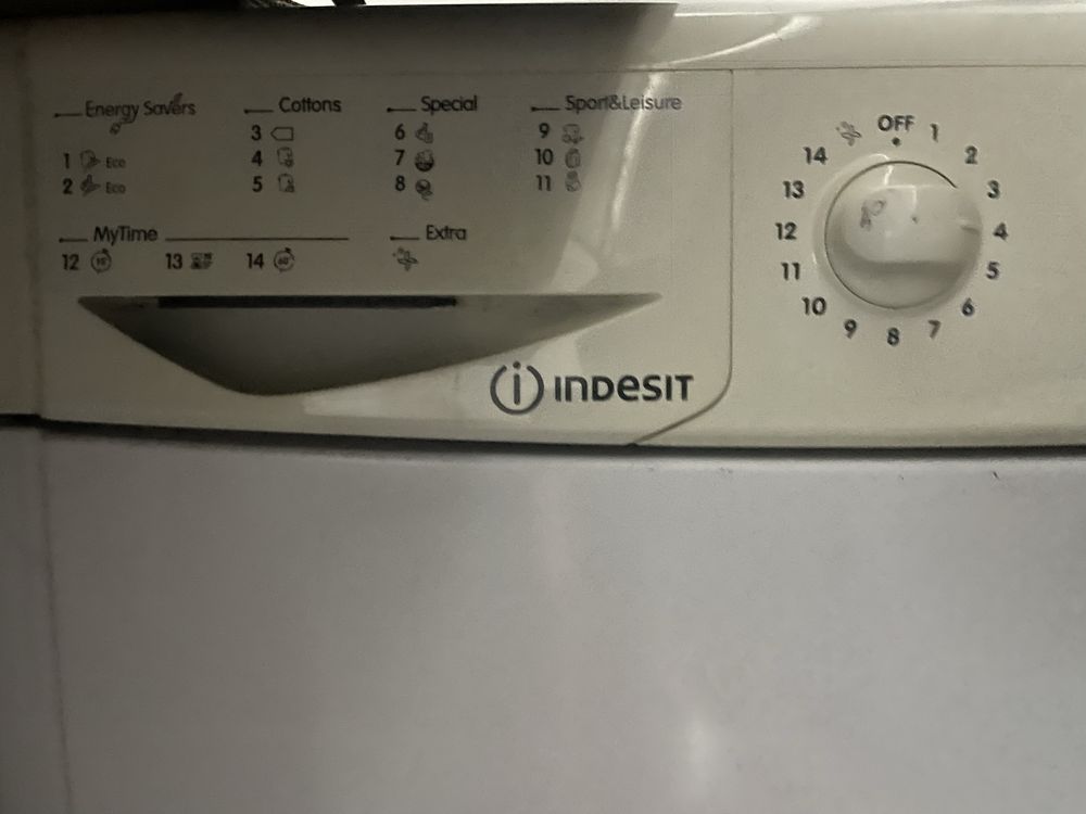 Maquina de secar Indesit 8kg