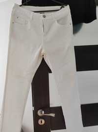 Spodnie białe dżinsowe