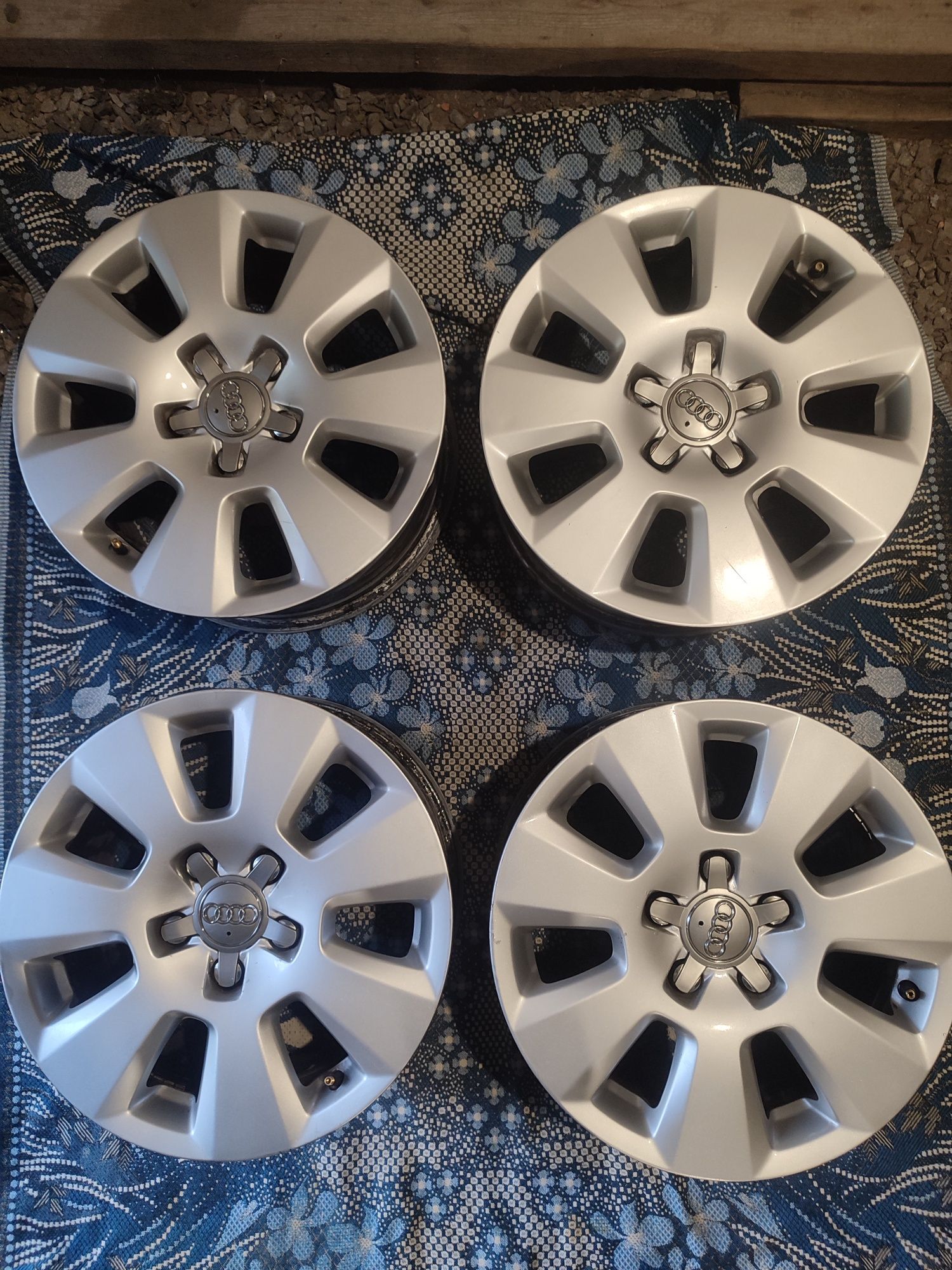 Продам диски AUDI 100/A4/A6 5x112 7j 16R