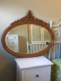 Lindo espelho oval com moldura em madeira maciça
