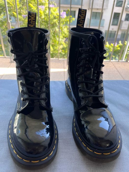 Bota Dr. Martens ORIGINAL Preta envernizada - Tamanho 38 EU