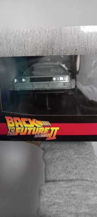 Back to the future escala 1:24