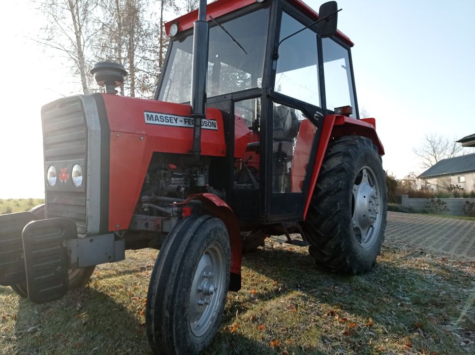 Massey Ferguson 255 jak Ursus 3512 MF