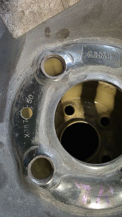 Koła z oponami letnie do Renault Modus 185/60/15.  Felgi 4x100/ 61mm
