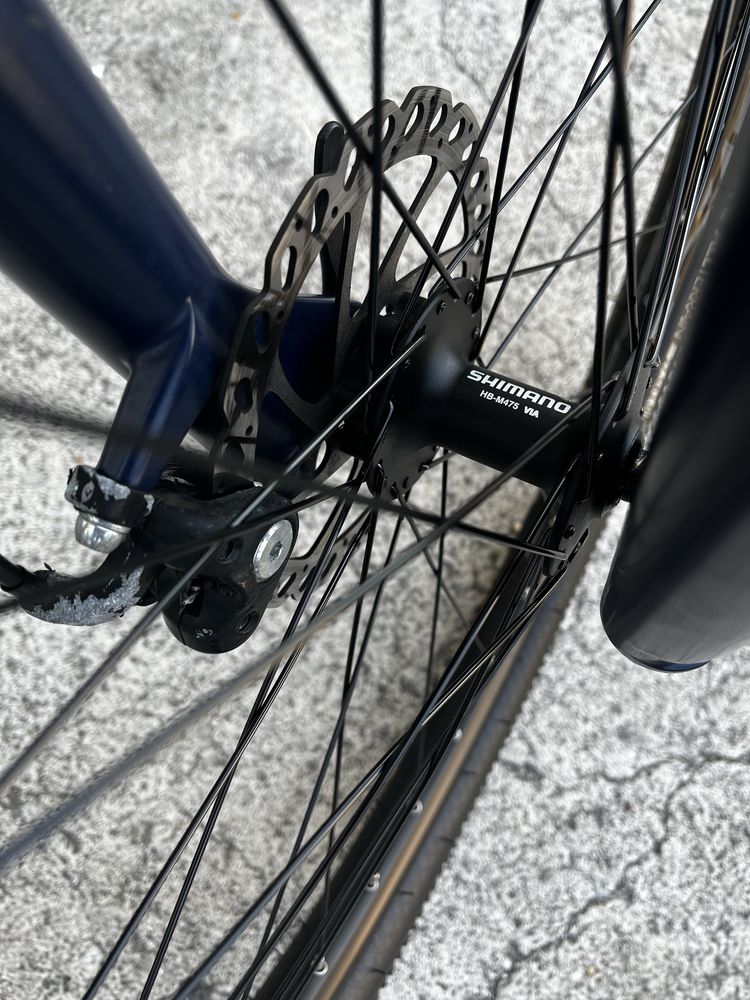Bicicleta b-twin 520 de montanha travões de disco (modificada)