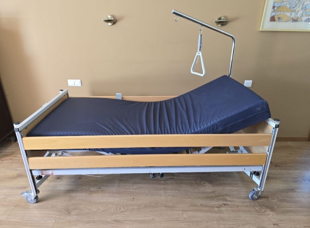 Cama articulada elétrica da Invacare+colchão impermeável+Sobre-colchão