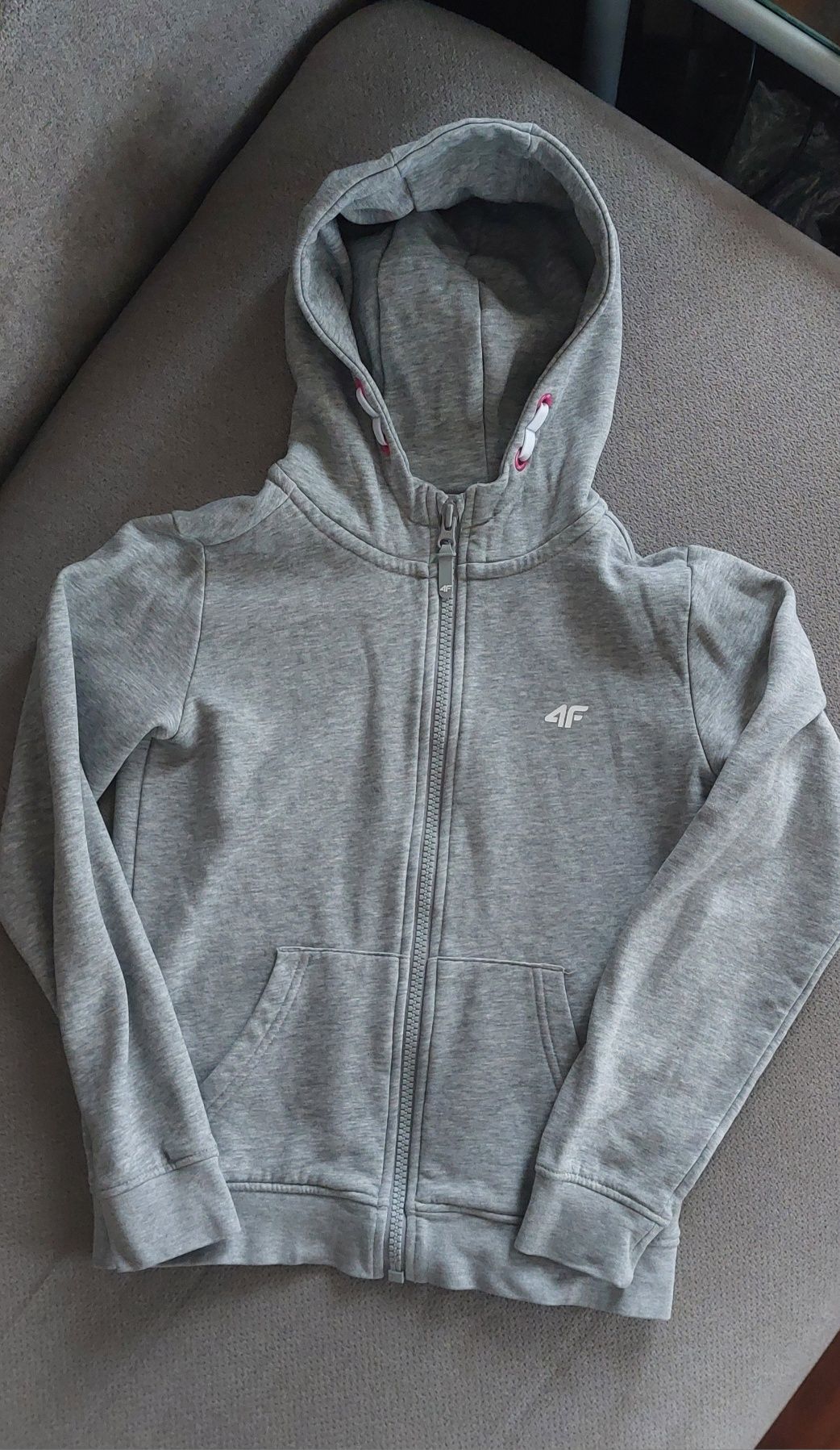 Bluza 4f dla dziewczynki rozmiar 152