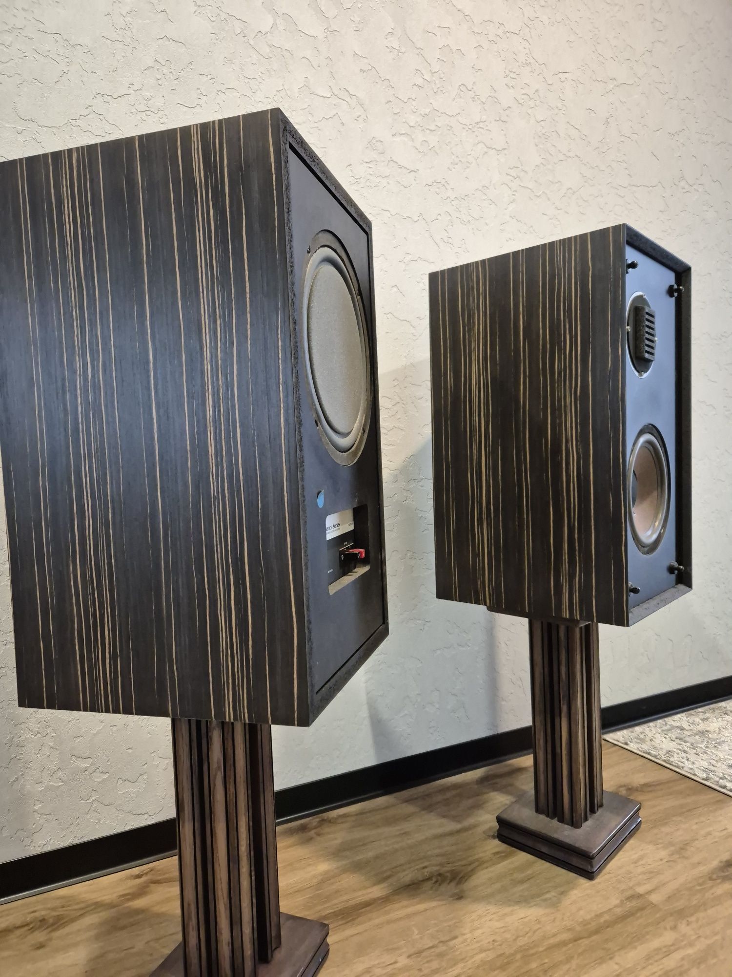 ESS Perfomance Series model 8 акустика колонки