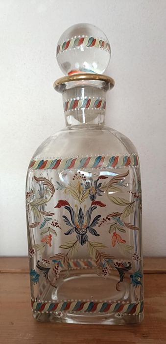 Garrafa pintada à mão