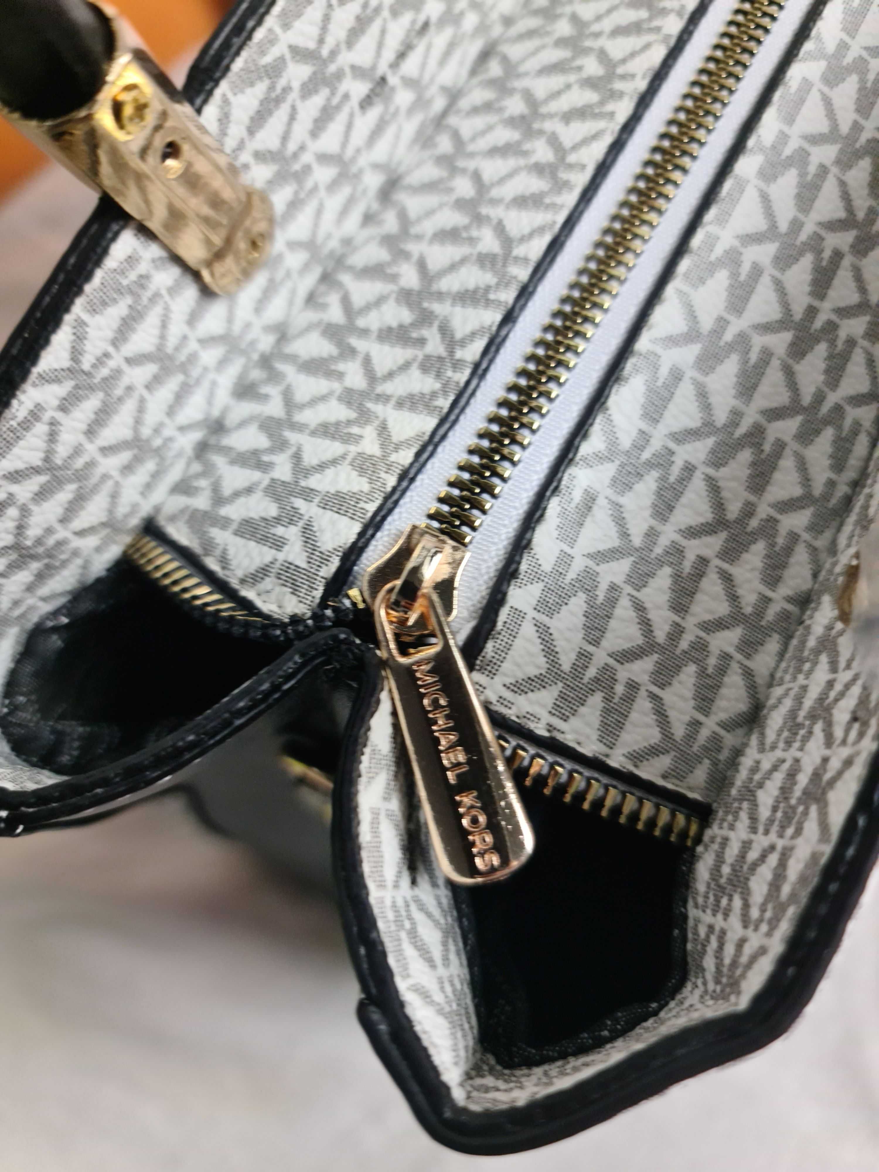 Torba damska biała michael kors torebka mk brelok