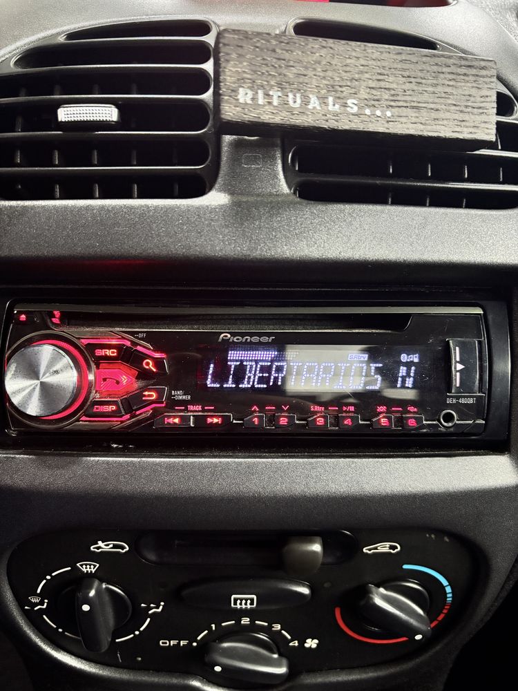 Pionner com bluetooth