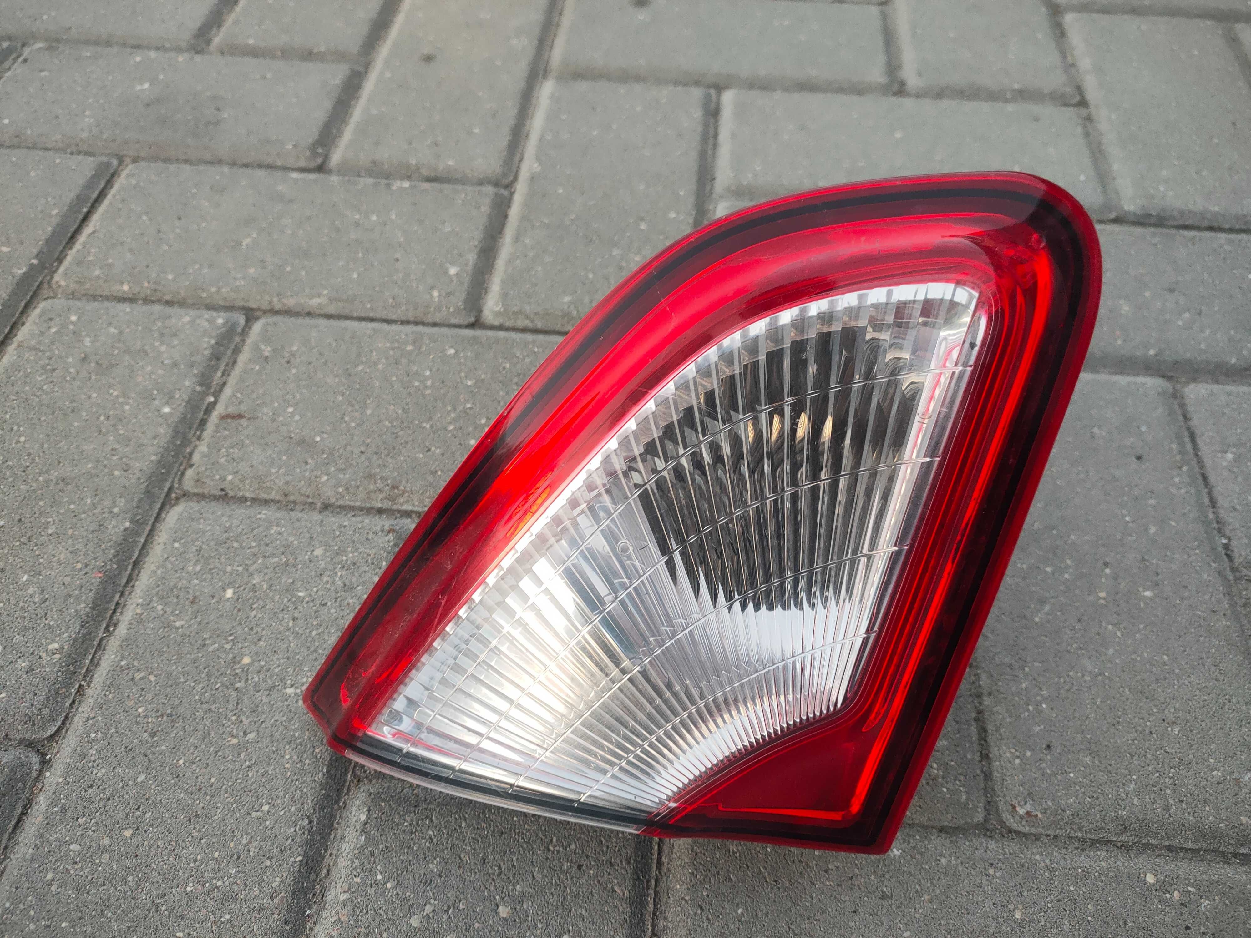 Lampa tylna lewa tył Nissan Qashqai I J10, lift, 09-13