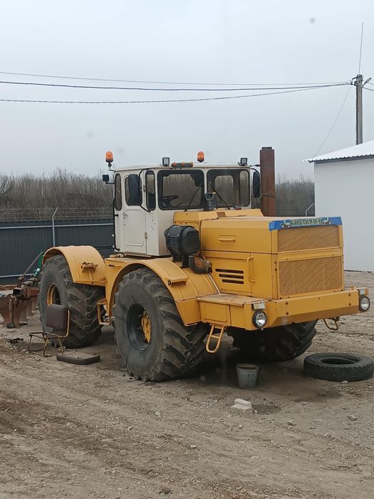 Продам трактор к700