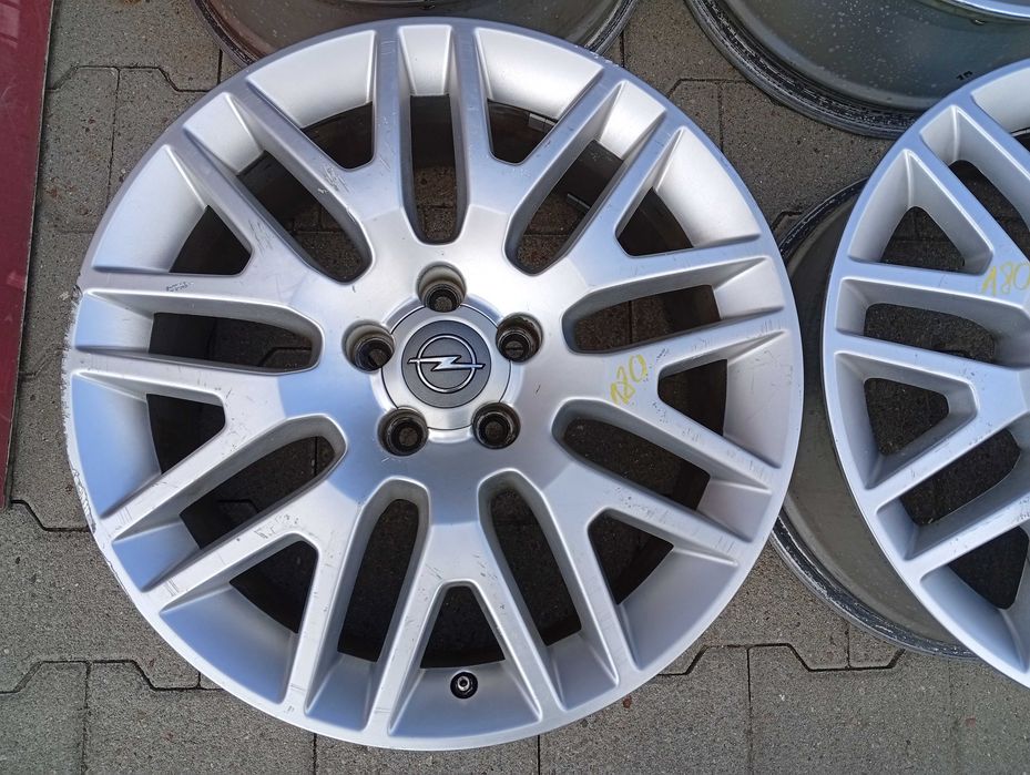 Felgi aluminiowe Opel 5x110 7,5Jx18 ET37 Nr.180
