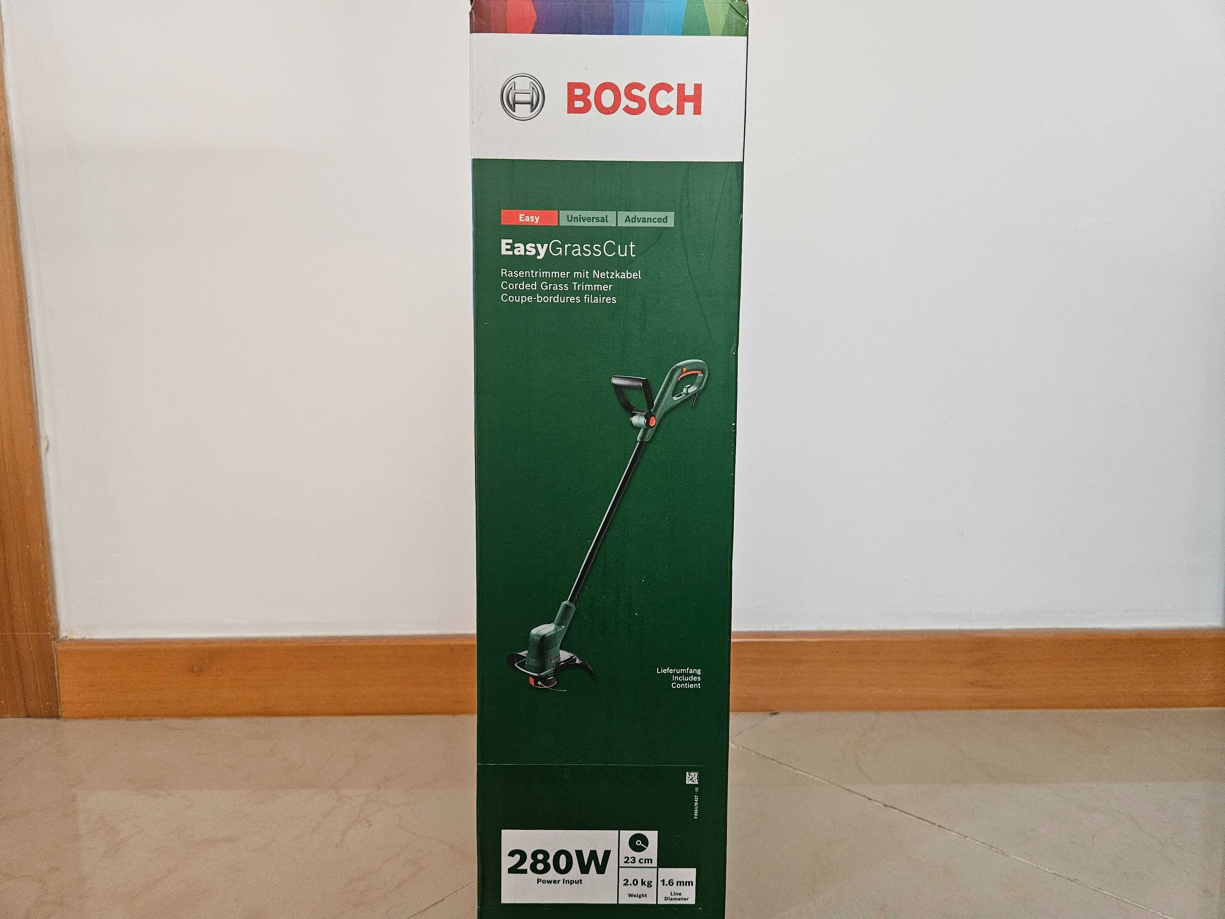 Aparador bosch easy grass cut 23