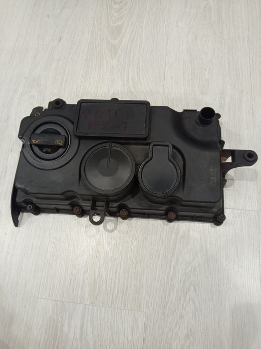 Кришка клапанна passat b6