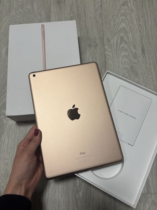 iPad (6th Generation) Wi-Fi 32GB