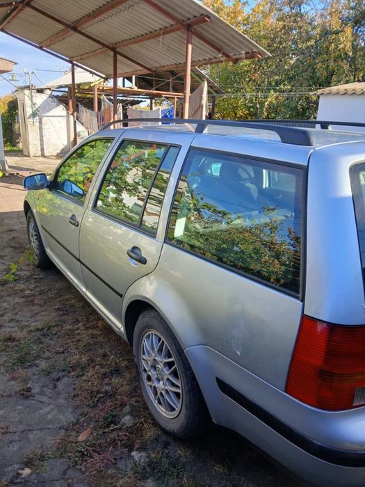 Продам авто volkswagen golf 4 1.9 TDI 2002 на полном ходу