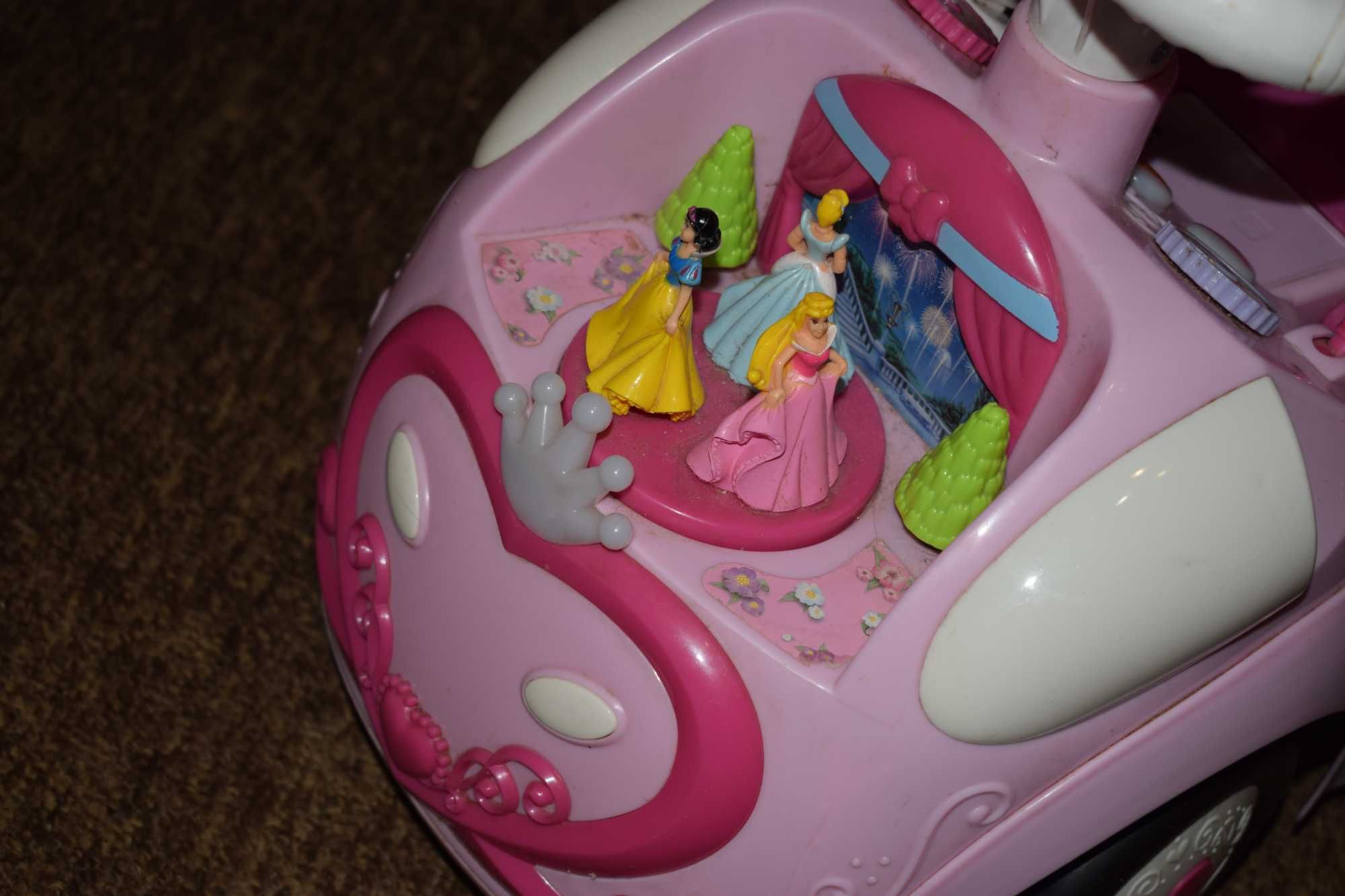 Машинка толокар принцессы Disney Kiddieland