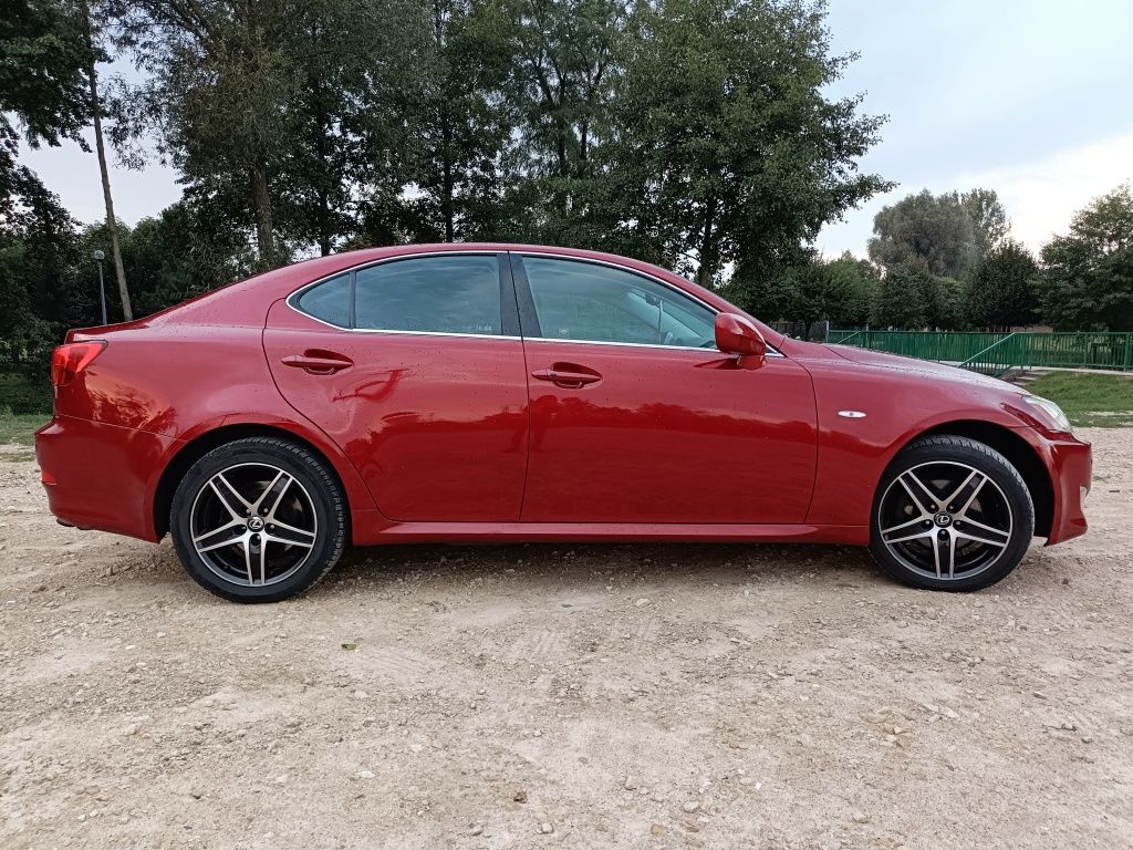 Lexus is220d, 2008, 2.2 diesel, drugi właściciel, zamiana