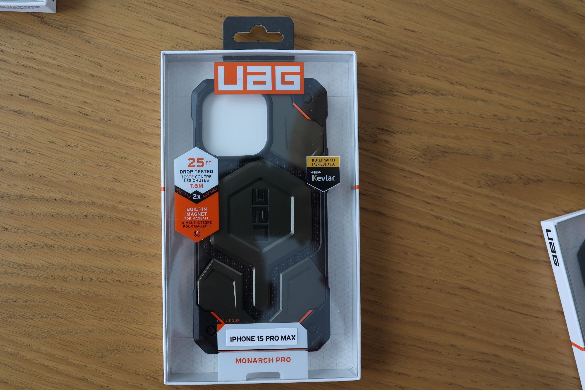 UAG Monarch Pro iPhone 15 Pro Max