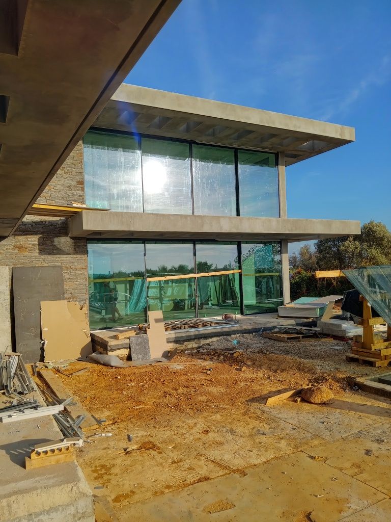 A.R repair and maintenance aluminium/pvc