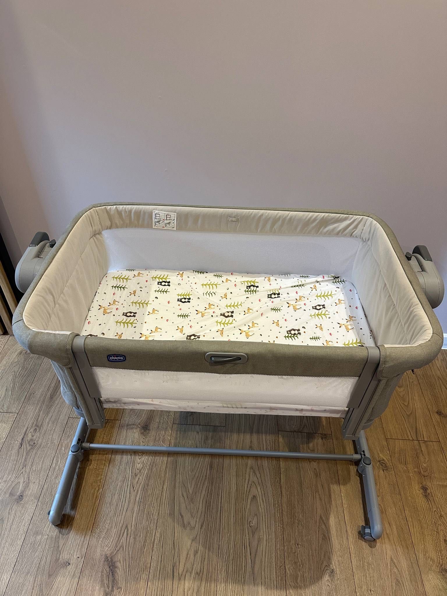 Łóżeczko dostawne Chicco Co-Sleeping Next2Me Magic Evo Desert Taupe
