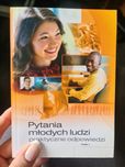2 książeczki Pytania młodych ludzi