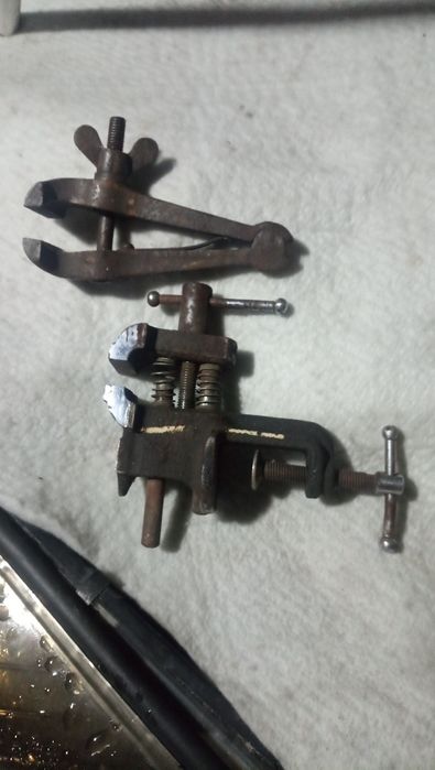 Тиски (лещата) І зажим Виробництво ще СССР.