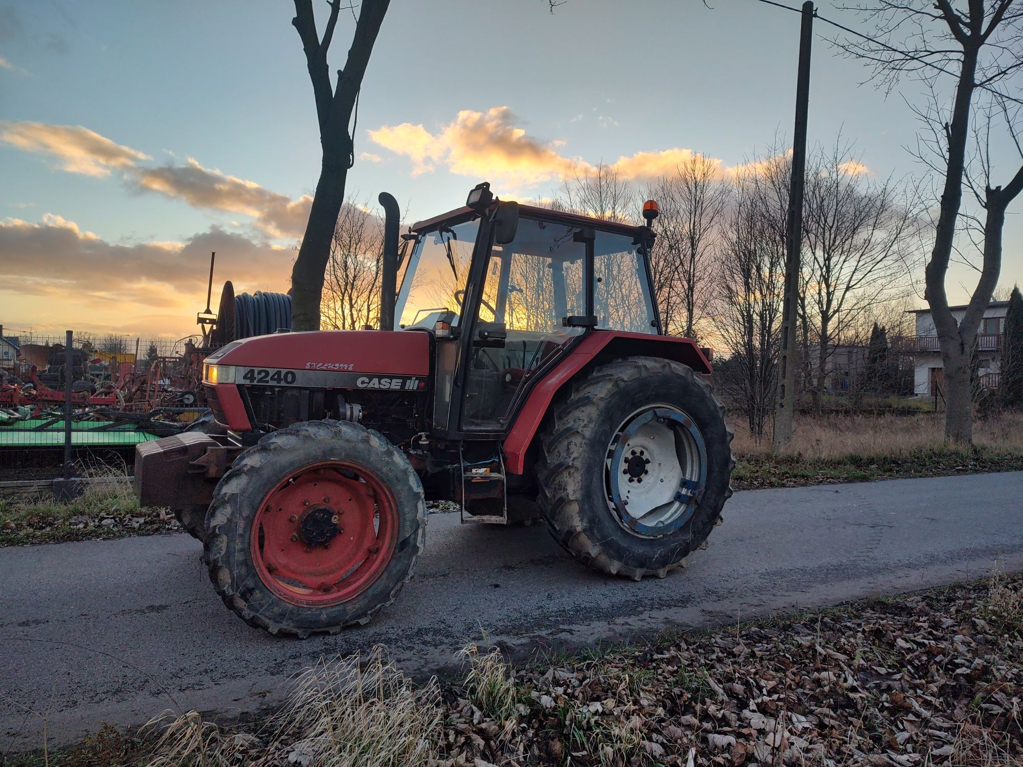 Ciągnik 100KM rolniczy case 4240 wąskie koła 4x4 cx100 mx100