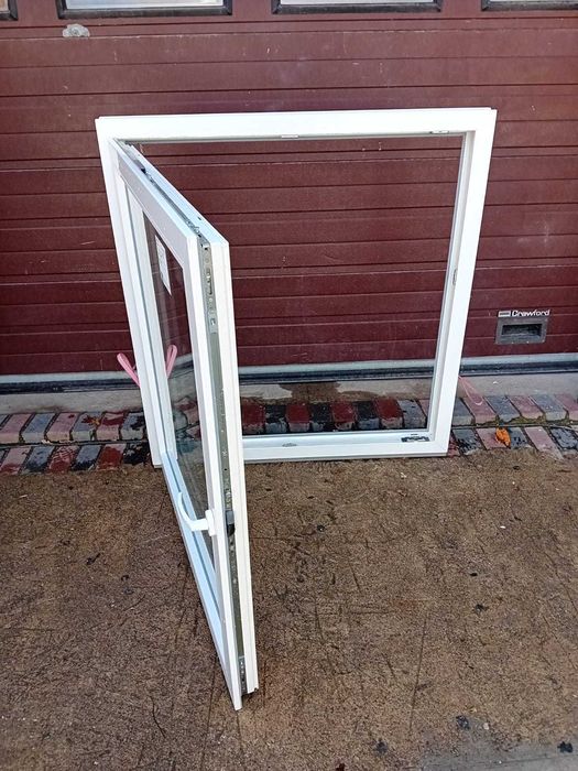 Nowe okno 123x132 okna białe pcv DOWÓZ CAŁY KRAJ
