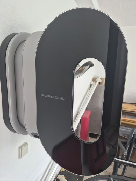 Porsche Charging Station