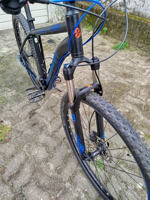Bicicleta roda 29 BTT rockshox ar