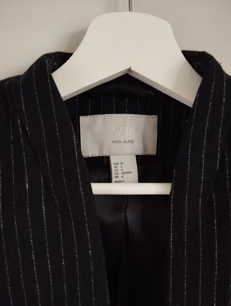 Czarna marynarka w prążek 50% wełna r. 34 h&m