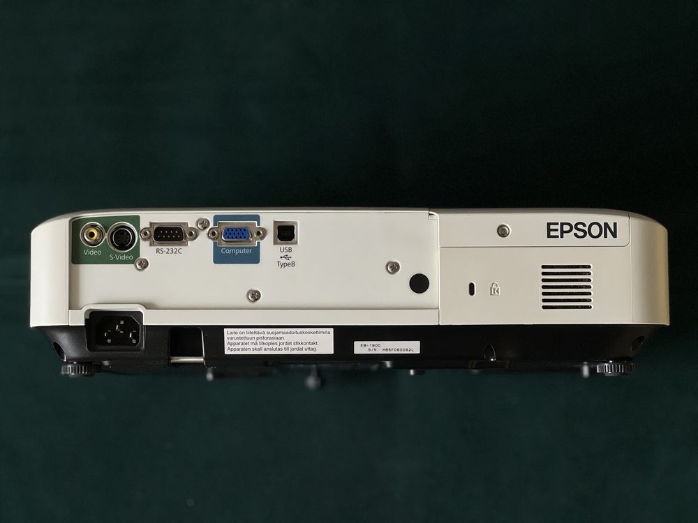 Projektor profesjonalny EPSON EB-1900 LCD BDB STAN