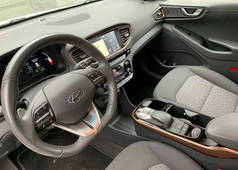 Разборка Hyundai IONIQ Бампер передний electric hybrid