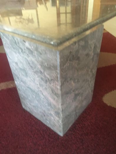Mesa de centro em mármore