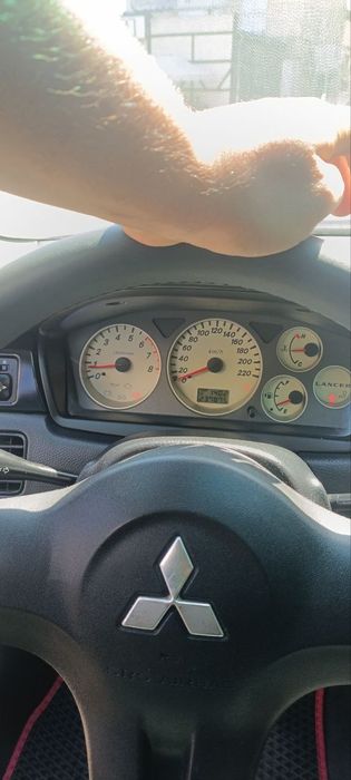 Mitsubishi Lancer 9 1.6