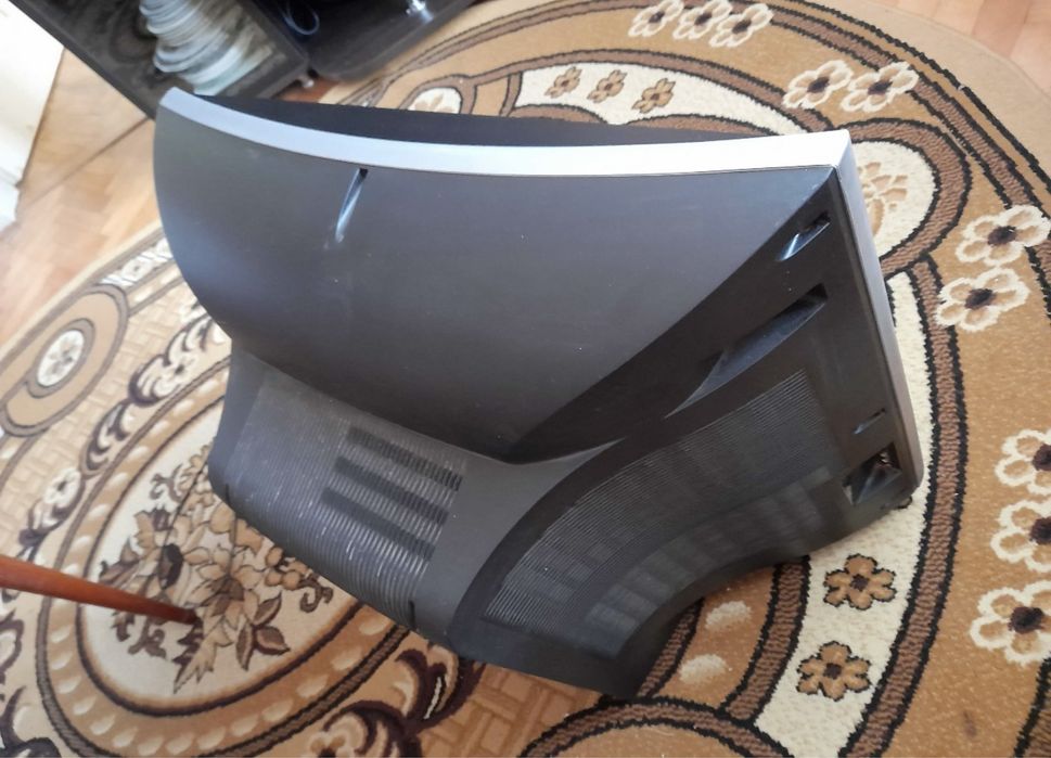 Телевізор Samsug і Toshiba з коробками повні комплекти