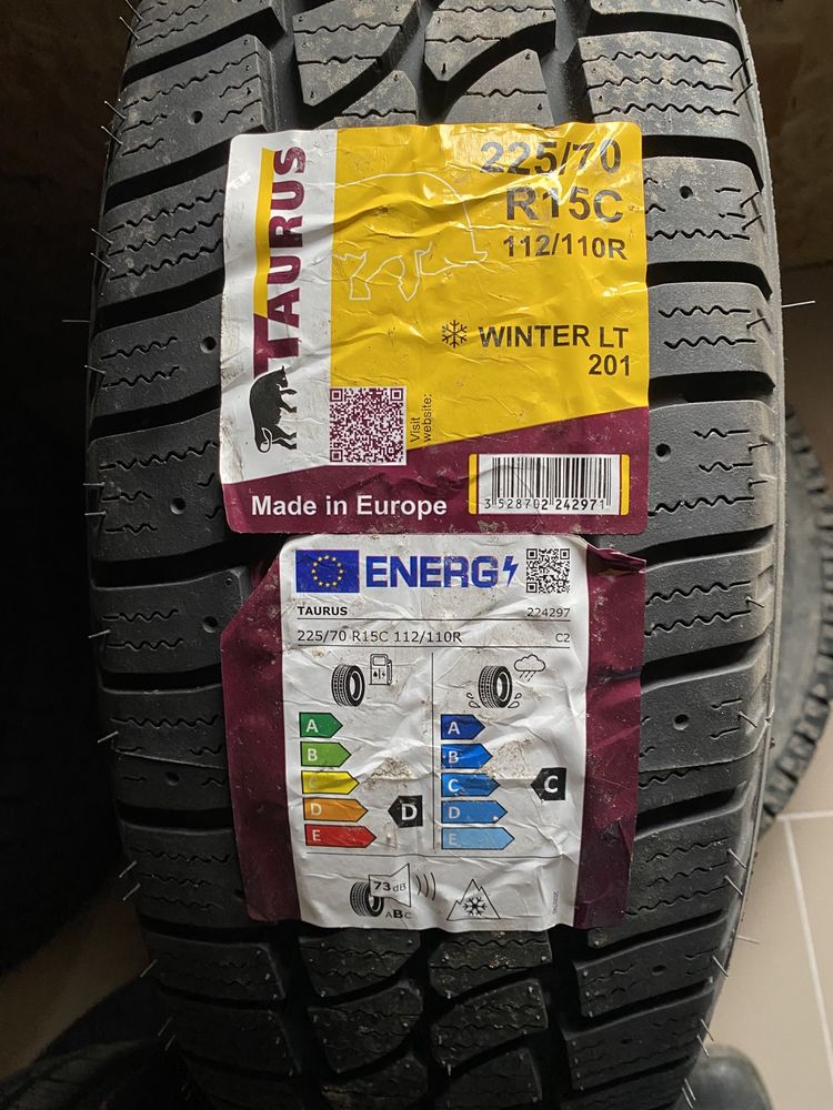 Автошина 225/70 R15С