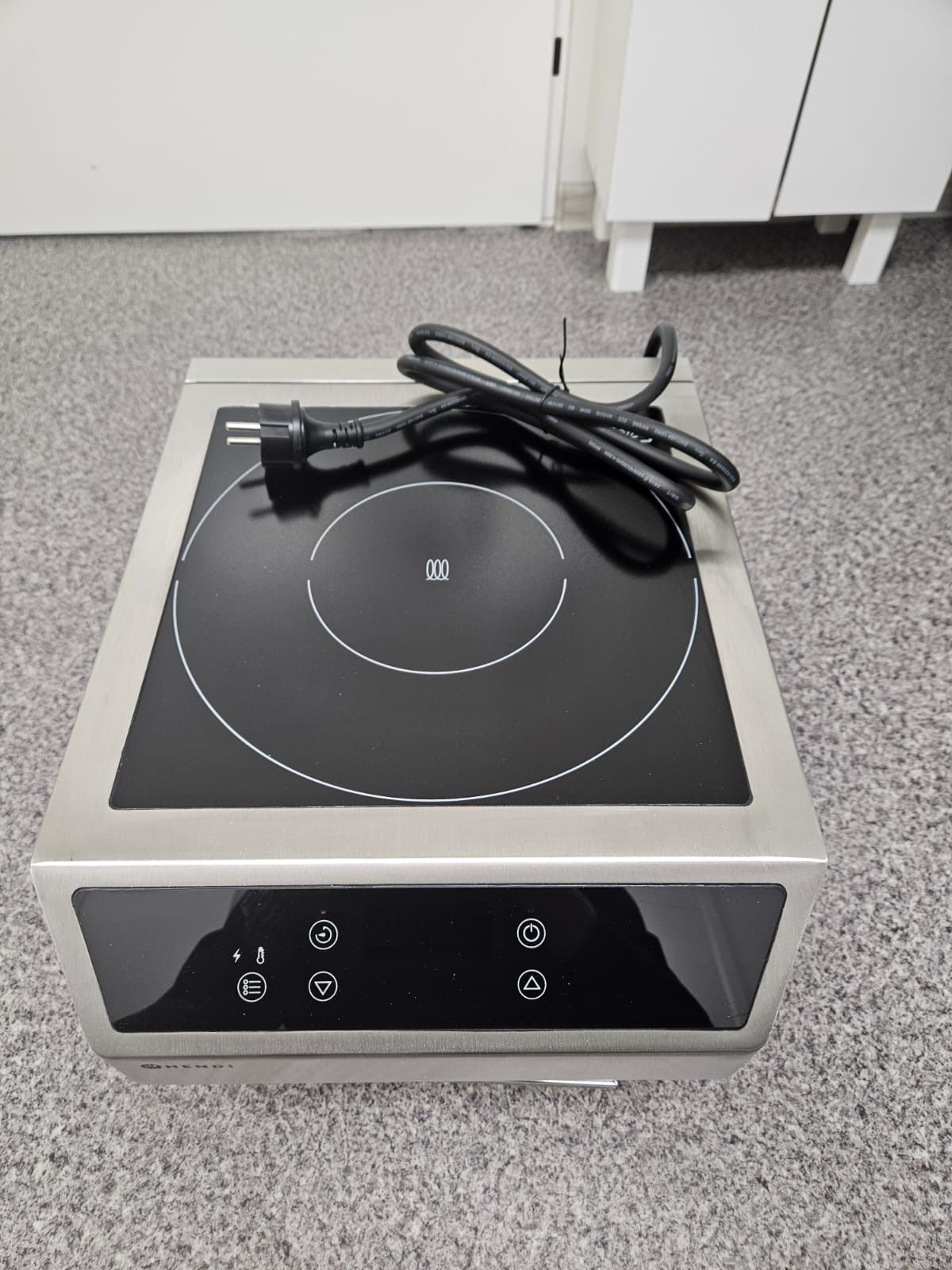Hendi Induction Cooker 3500D