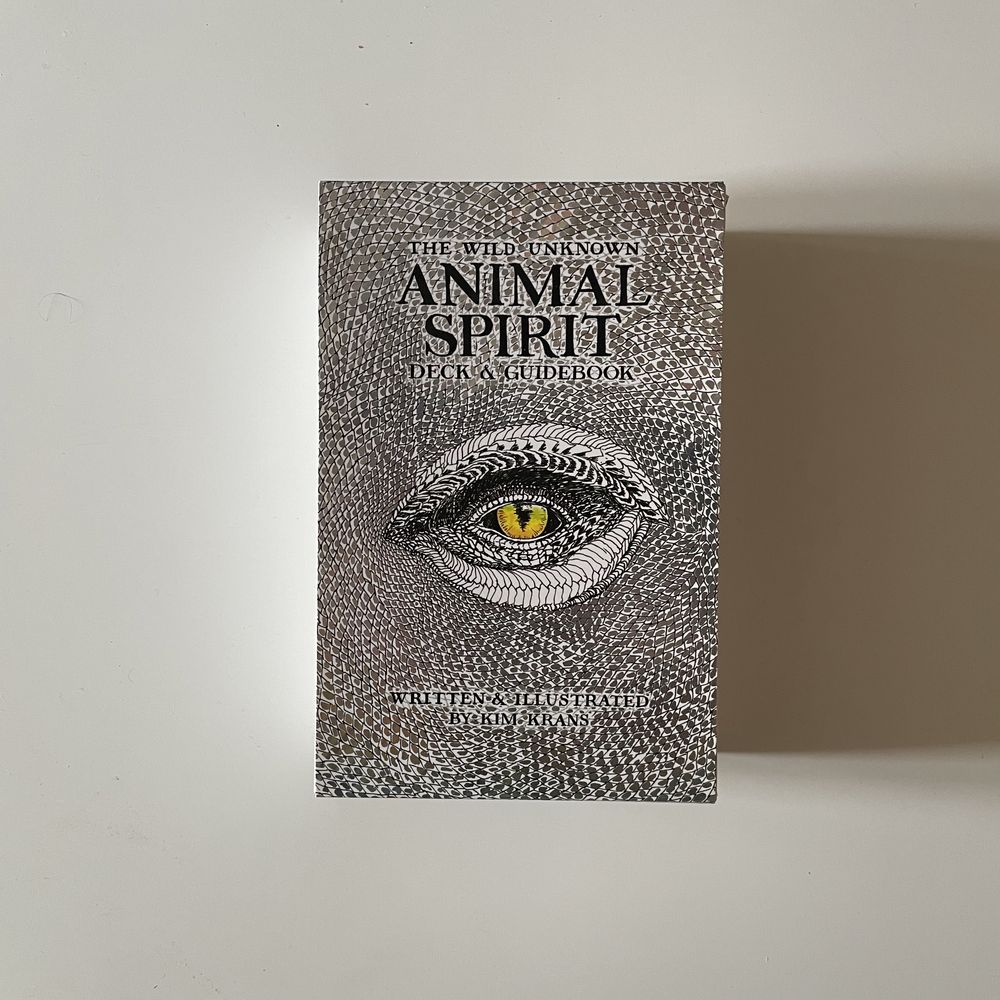 The Wild Unknown Animal Spirit - Cartas e Livro