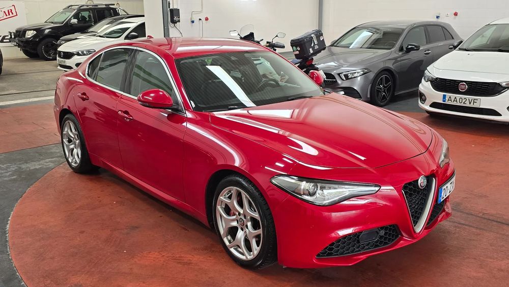 Alfa Romeo Giulia 2.2 D Sprint AT8