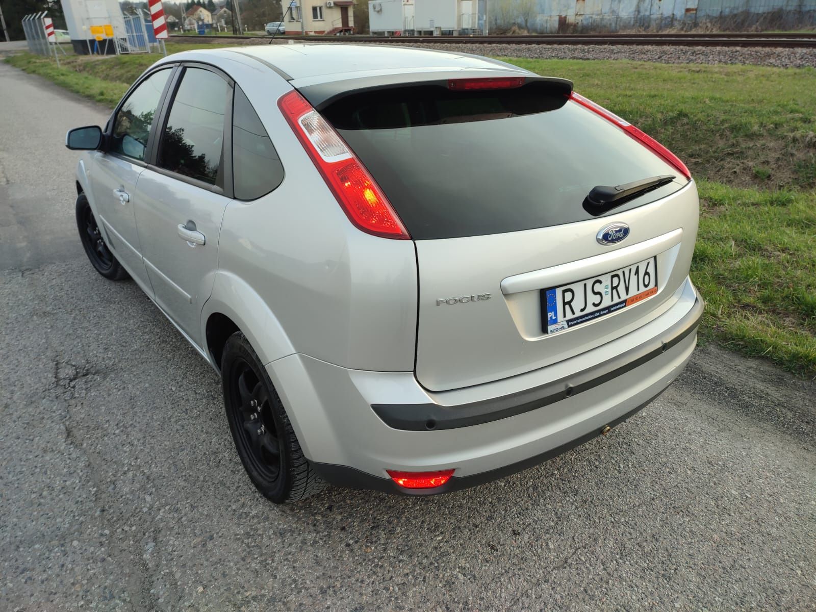 Ford Focus MK2 Benzynka 2.0 145km !! Navi Climatronic Elektryka !!!