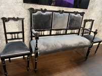Conjunto de Canapé e 2 cadeiras