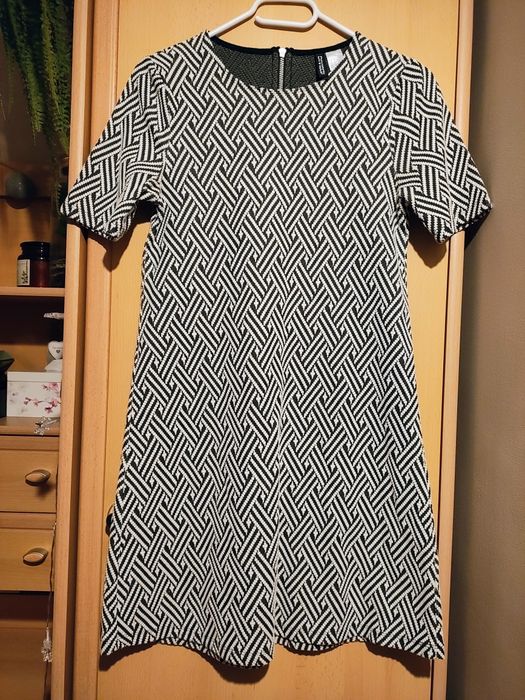 Sukienka asymetryczna H&M 34/XS