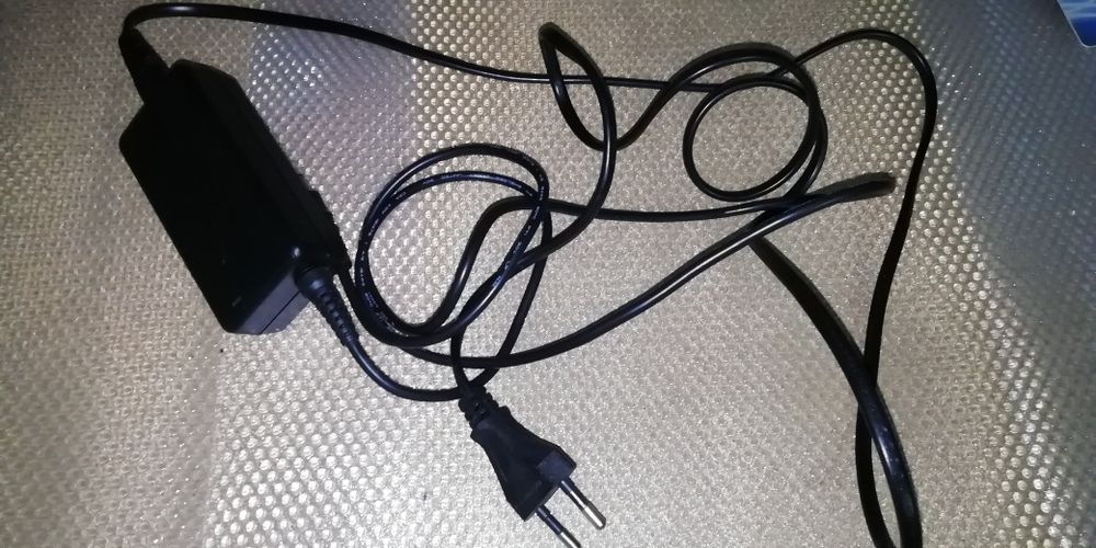 Netzeil Laptop, Tablet, Set-Top Box, or Other Device Power Adapter64286174390658122